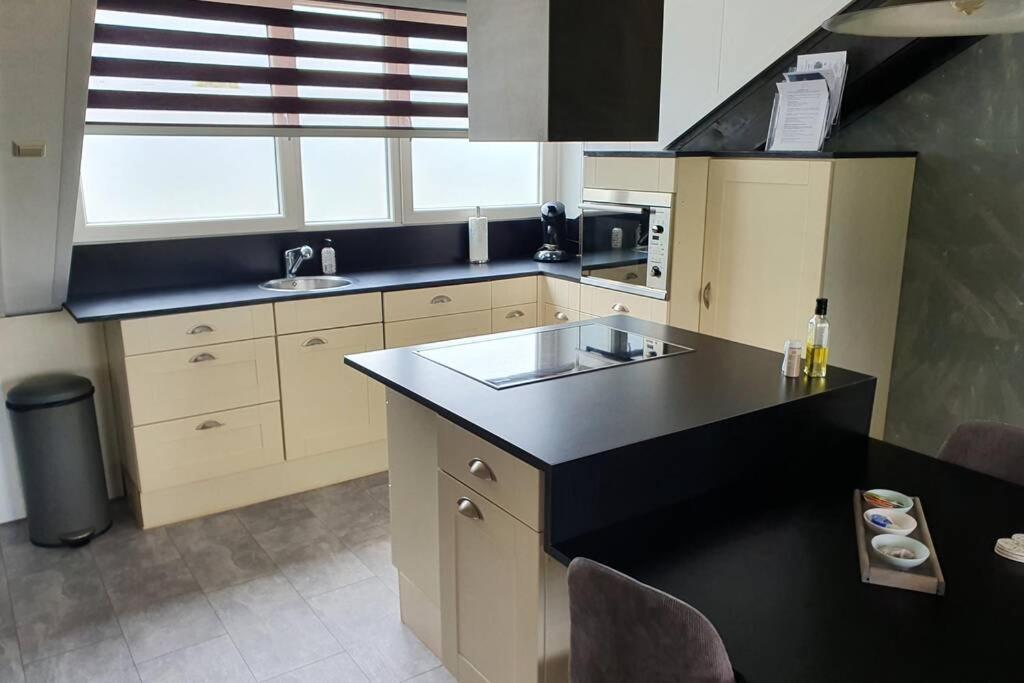 Vrijstaand / Landelijk Appartement Met Uitzicht! De Wijk Exteriér fotografie