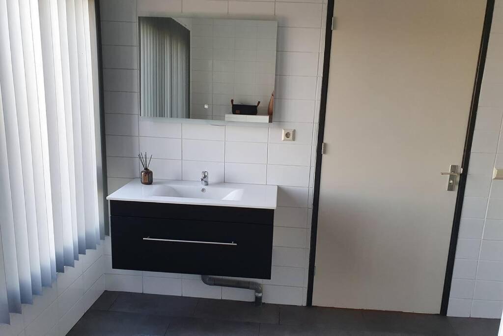 Vrijstaand / Landelijk Appartement Met Uitzicht! De Wijk Exteriér fotografie
