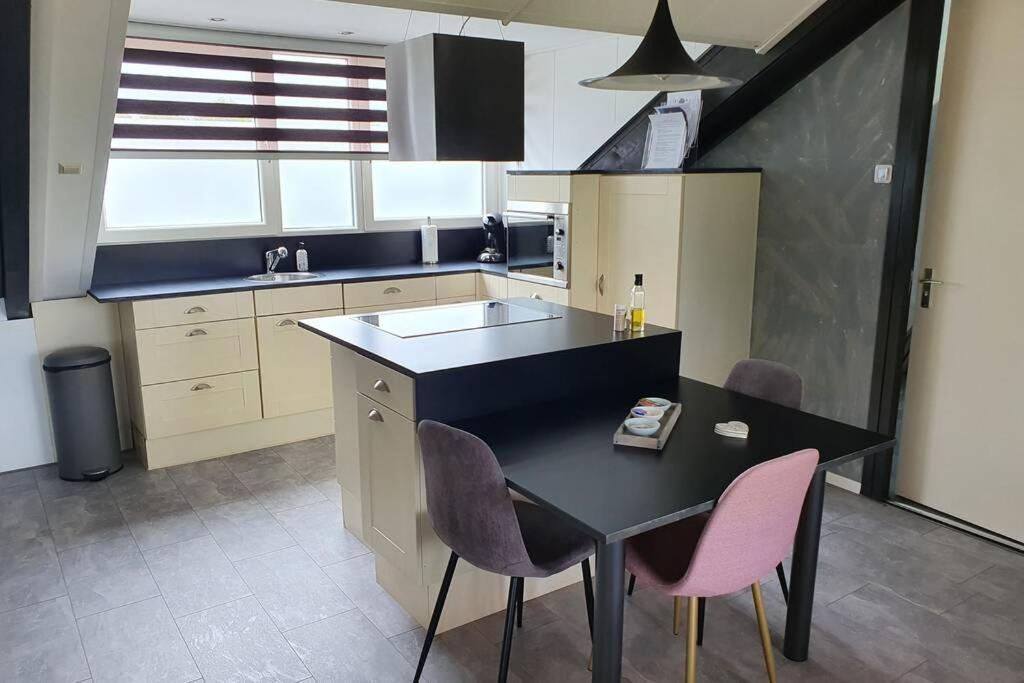 Vrijstaand / Landelijk Appartement Met Uitzicht! De Wijk Exteriér fotografie